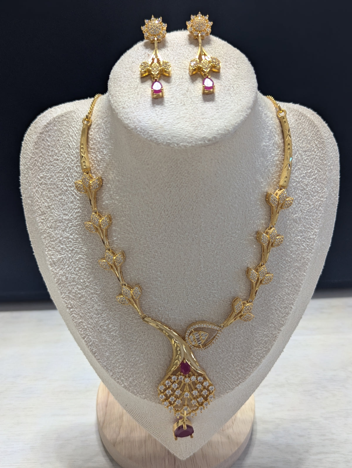 Mariposa - Necklace & Earring Set Exceptional Quality CZ Clear Stones. 22ct Gold plating. Opulent  D