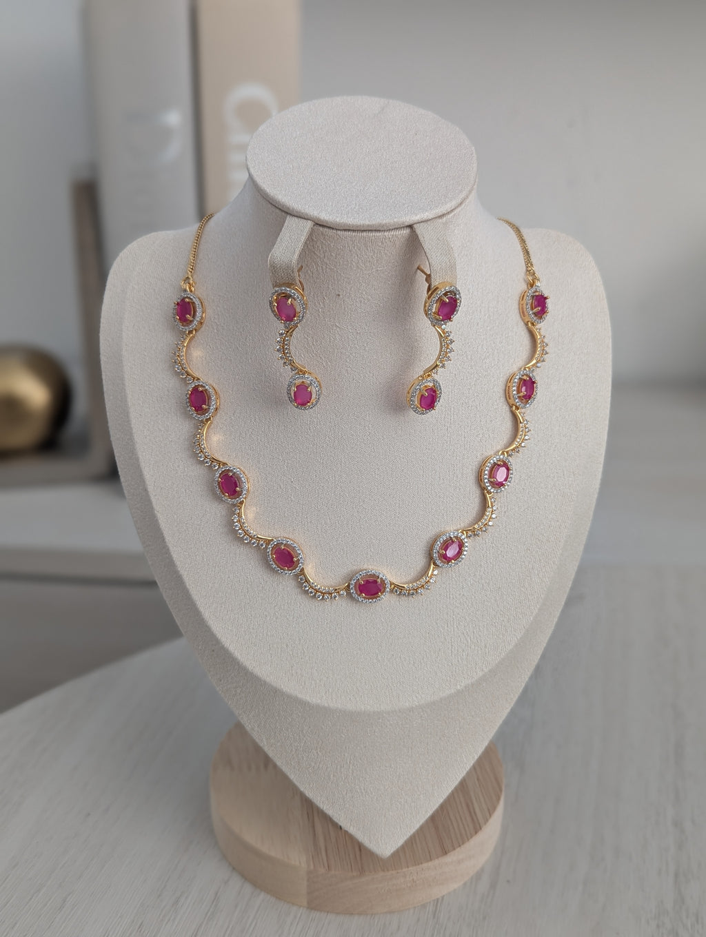 Juliette Necklace Earring Set – Exceptional Quality 22ct Gold Plated Flower Design with Pink and Clear Stones