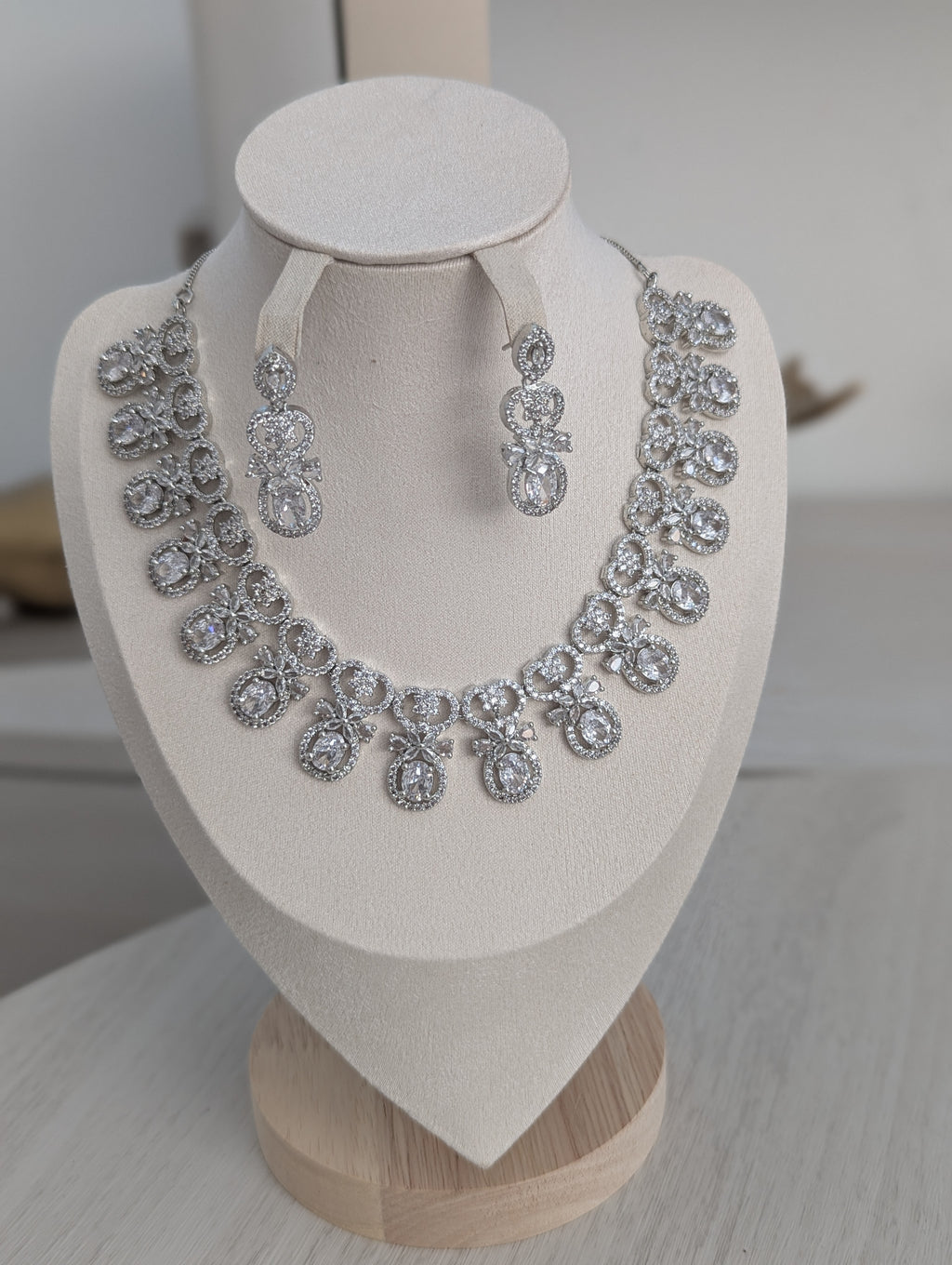 Dulcinea Necklace and Earring Set – Exceptional Quality CZ Clear Stones, White Gold Plating, Bow Design
