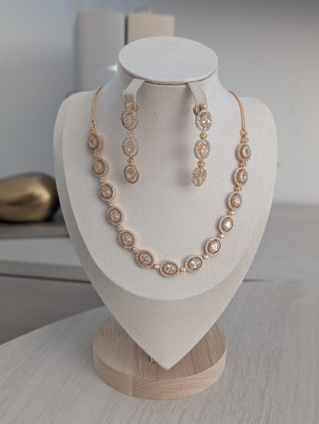 Eleanor 22ct Gold Plated Exceptional Quality CZ Stone Necklace and Earrings Set – Opulent Jewelry