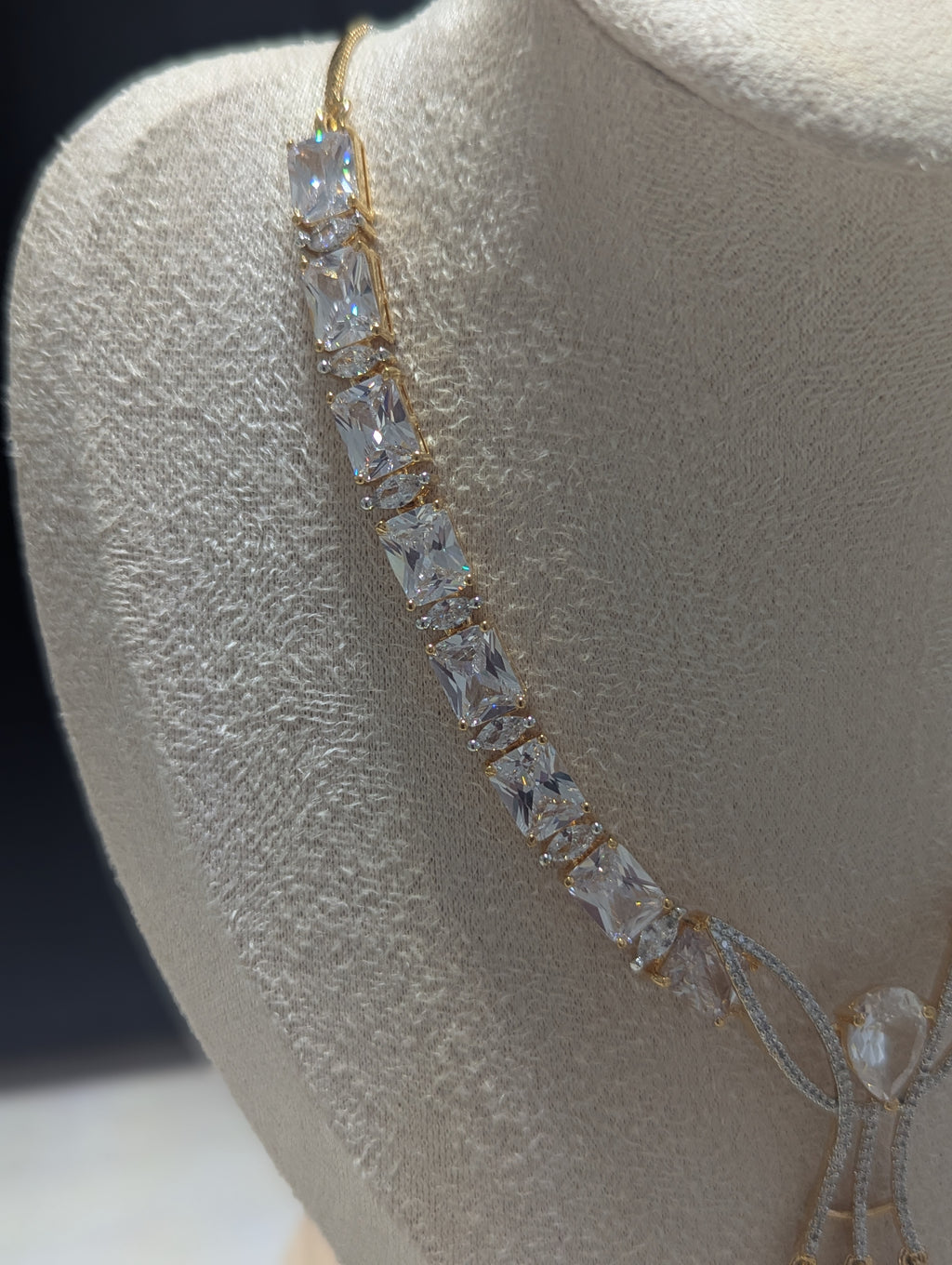 Seraphina - Necklace & Earring Set Exceptional Quality CZ Clear Stones. 22ct Gold plating. Opulent Design