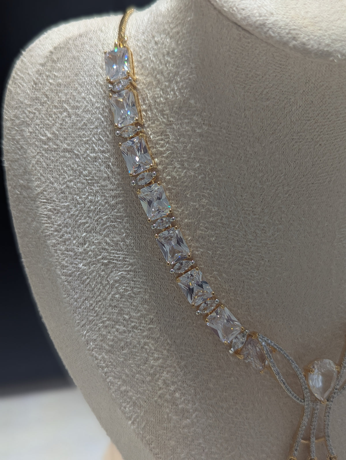 Seraphina - Necklace & Earring Set Exceptional Quality CZ Clear Stones. 22ct Gold plating. Opulent Design