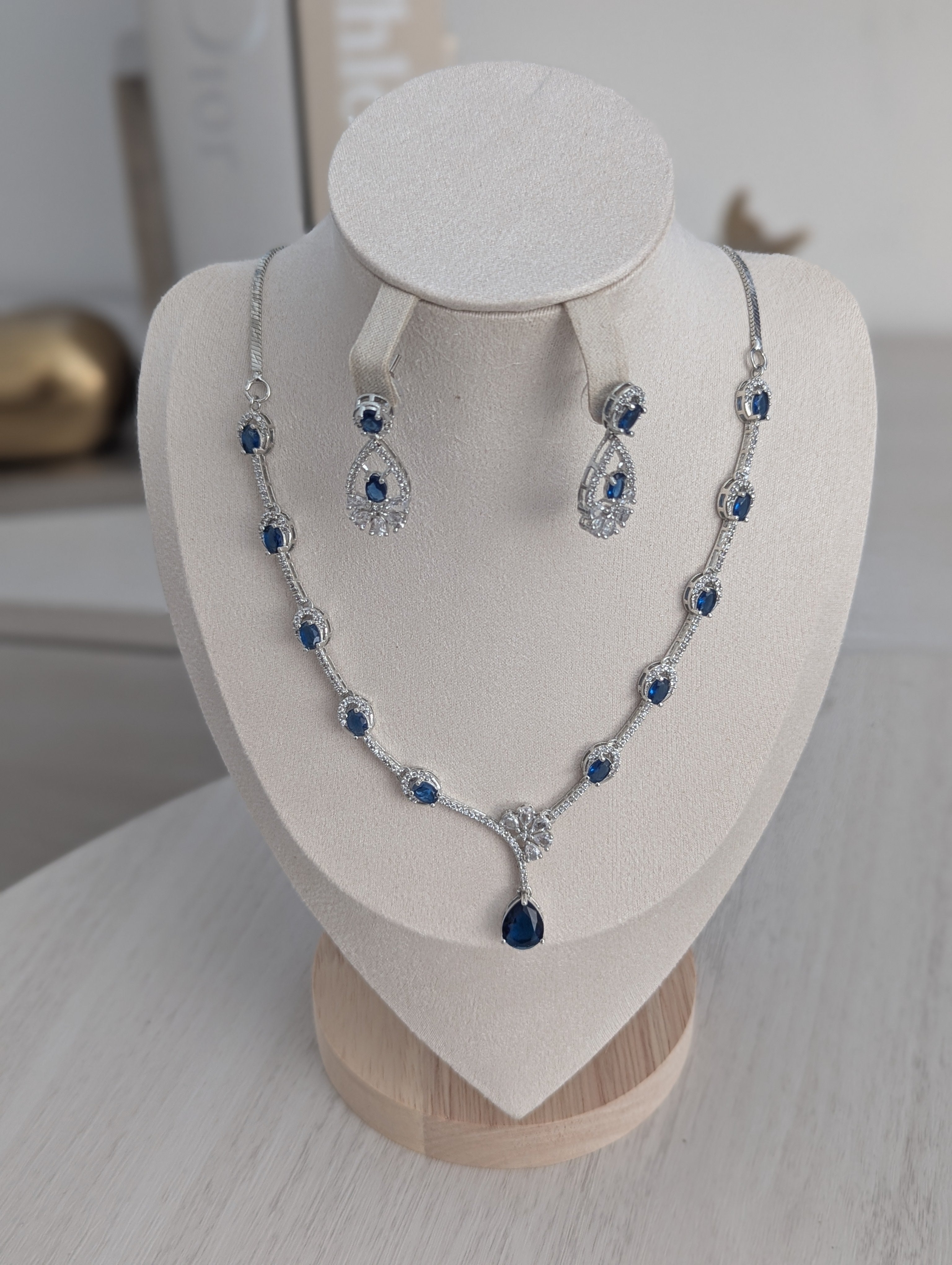 Charlotte Sapphire Exceptional Quality CZ Necklace Earrings Set – White Gold Plating Flower Design