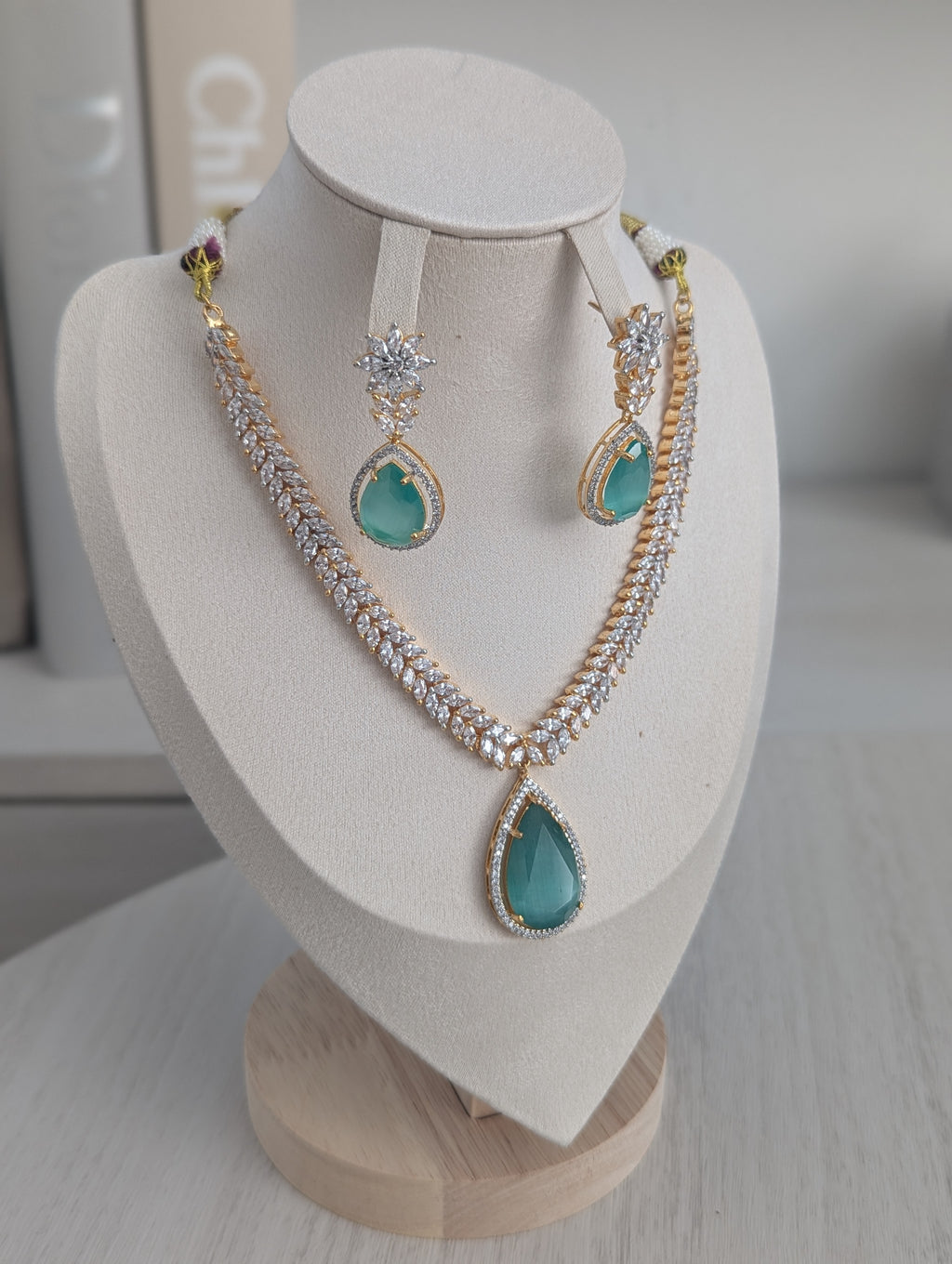 Giselle Necklace Earring Set – Exceptional Quality Mint Green Clear Cubic Zirconia 22ct Gold Plating Flower Design